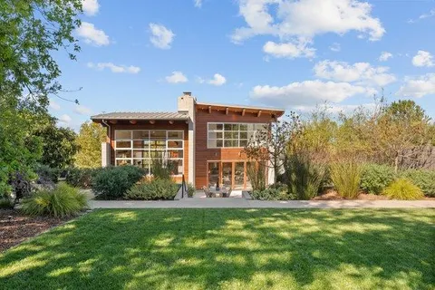 $4,190,000 | 436 Lakeview Way, Emerald Hills, CA 94062