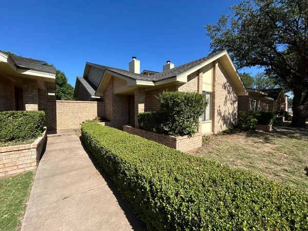 $1,300 | 6708 Frankford Avenue, Lubbock, TX 79424