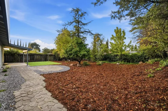 $640,000 | 6342 Perrin Way, Carmichael, CA 95608