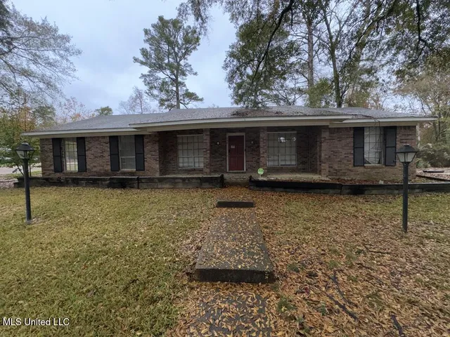 $64,900 | 946 North Valley Falls Road, Jackson, MS 39212