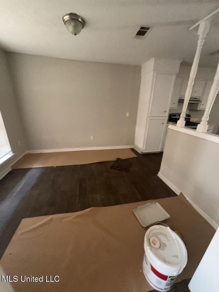 946 North Valley Falls Road Jackson, MS 39212 - Photo 8 of 9 2025_06_24_14_45_55