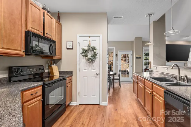 $550,000 | 9 Hadley Park Way, Arden, NC 28704