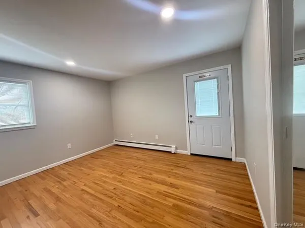 $3,300 | 227 Whalesback Road, Red Hook, NY 12571