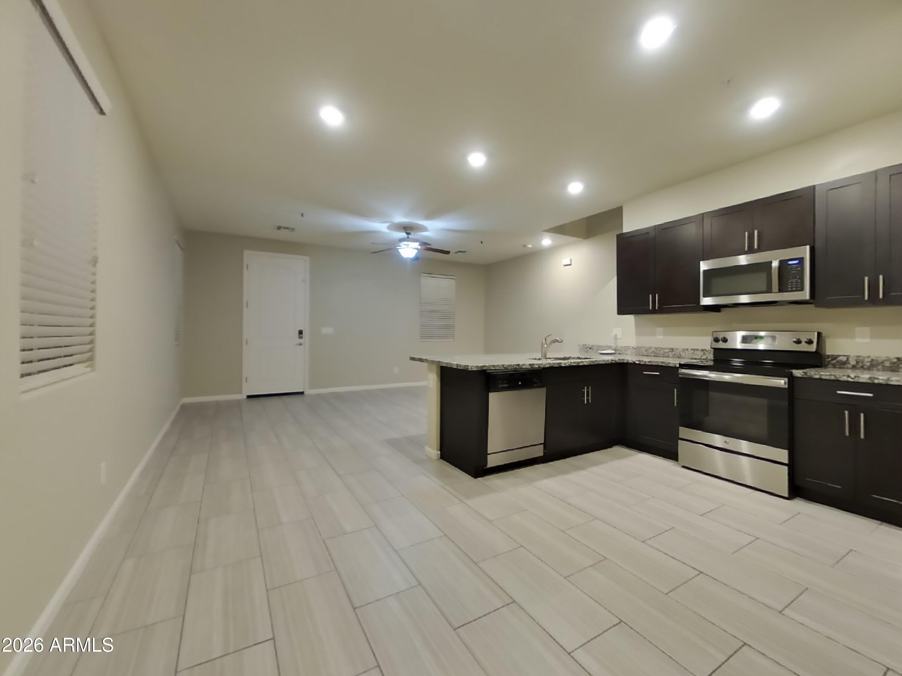 12573 West Via Dona Road Peoria, AZ 85383 - Photo 5 of 21