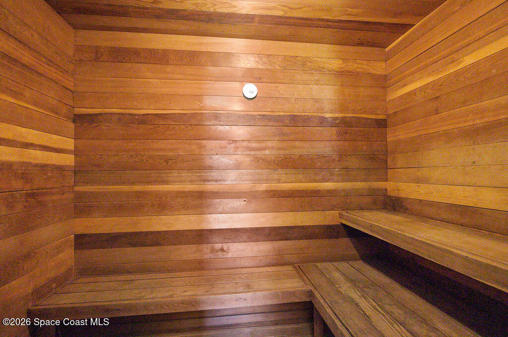 150 Intrepid Way, Unit 8D Cape Canaveral, FL 32920 - Photo 32 of 36 a bathroom with a bathtub