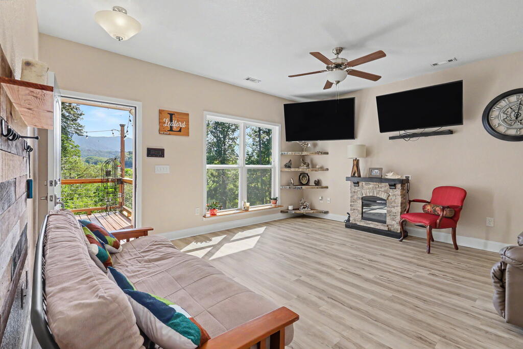 625 Ed Nichols Road Young Harris, GA 30582 - Photo 9 of 44 Gallery Image 9