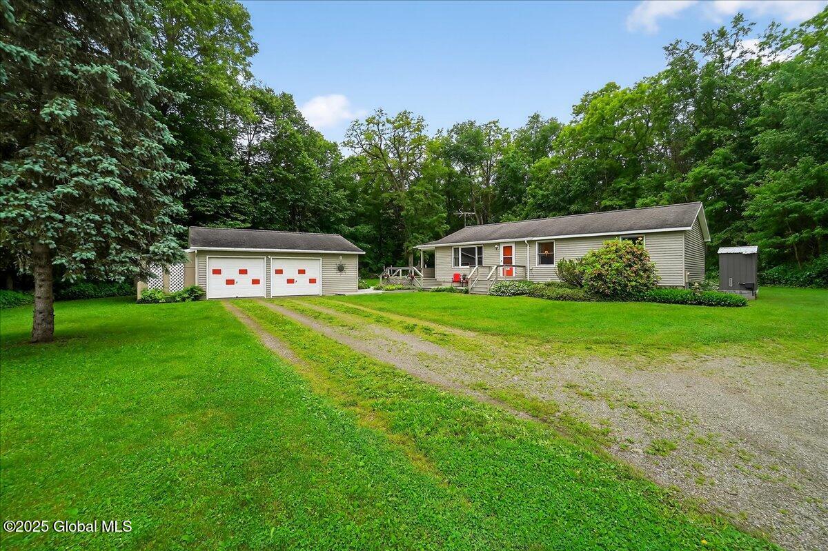 32-585 Logtown Rd-32