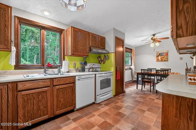 $399,900 | 585 Logtown Road, Glen, NY 12072