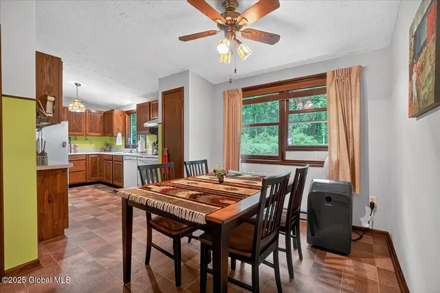 $399,900 | 585 Logtown Road, Glen, NY 12072