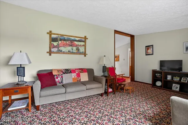 $399,900 | 585 Logtown Road, Glen, NY 12072