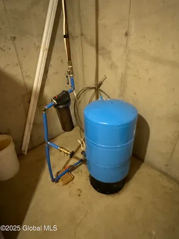 $399,900 | 585 Logtown Road, Glen, NY 12072