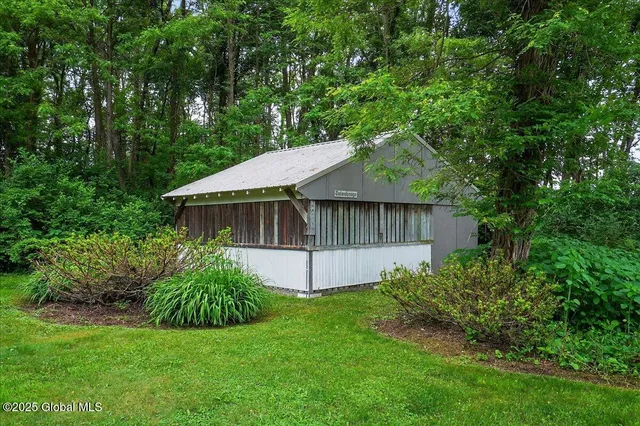 $399,900 | 585 Logtown Road, Glen, NY 12072