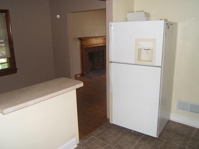 3008 Cove Road Roanoke, VA 24017 - Photo 8 of 18 DSCF9803