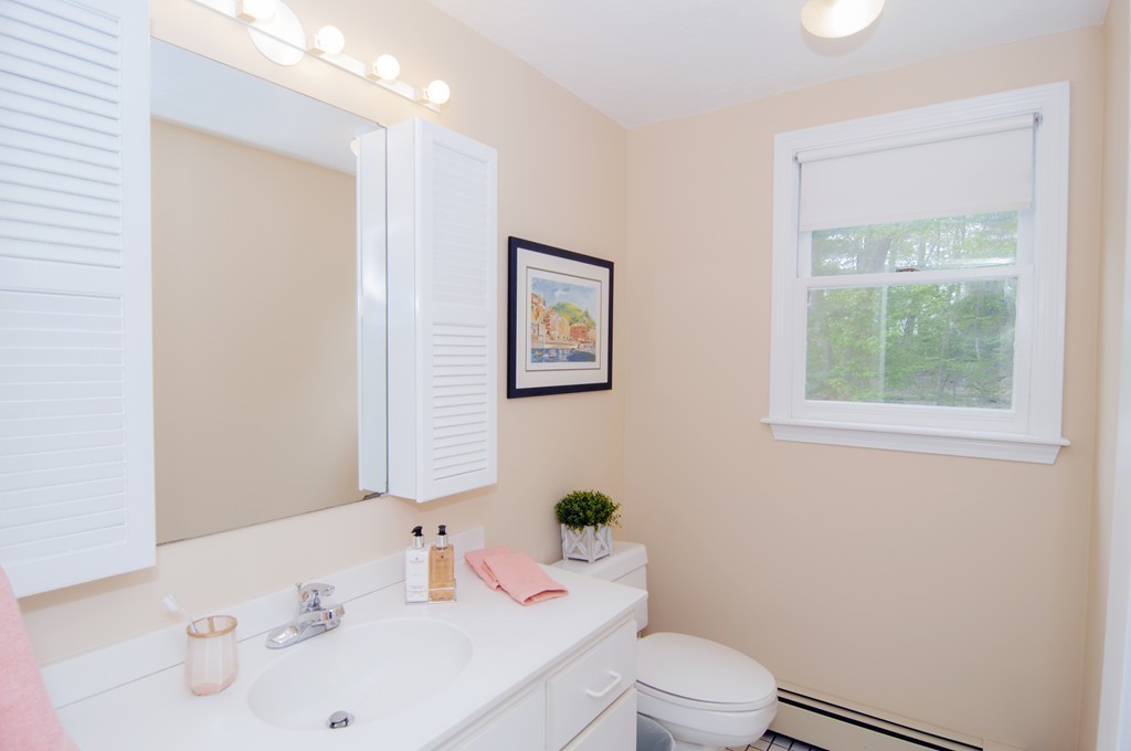71 Inman Road Weymouth, MA 02188 - Photo 25 of 29 Gallery Image 25