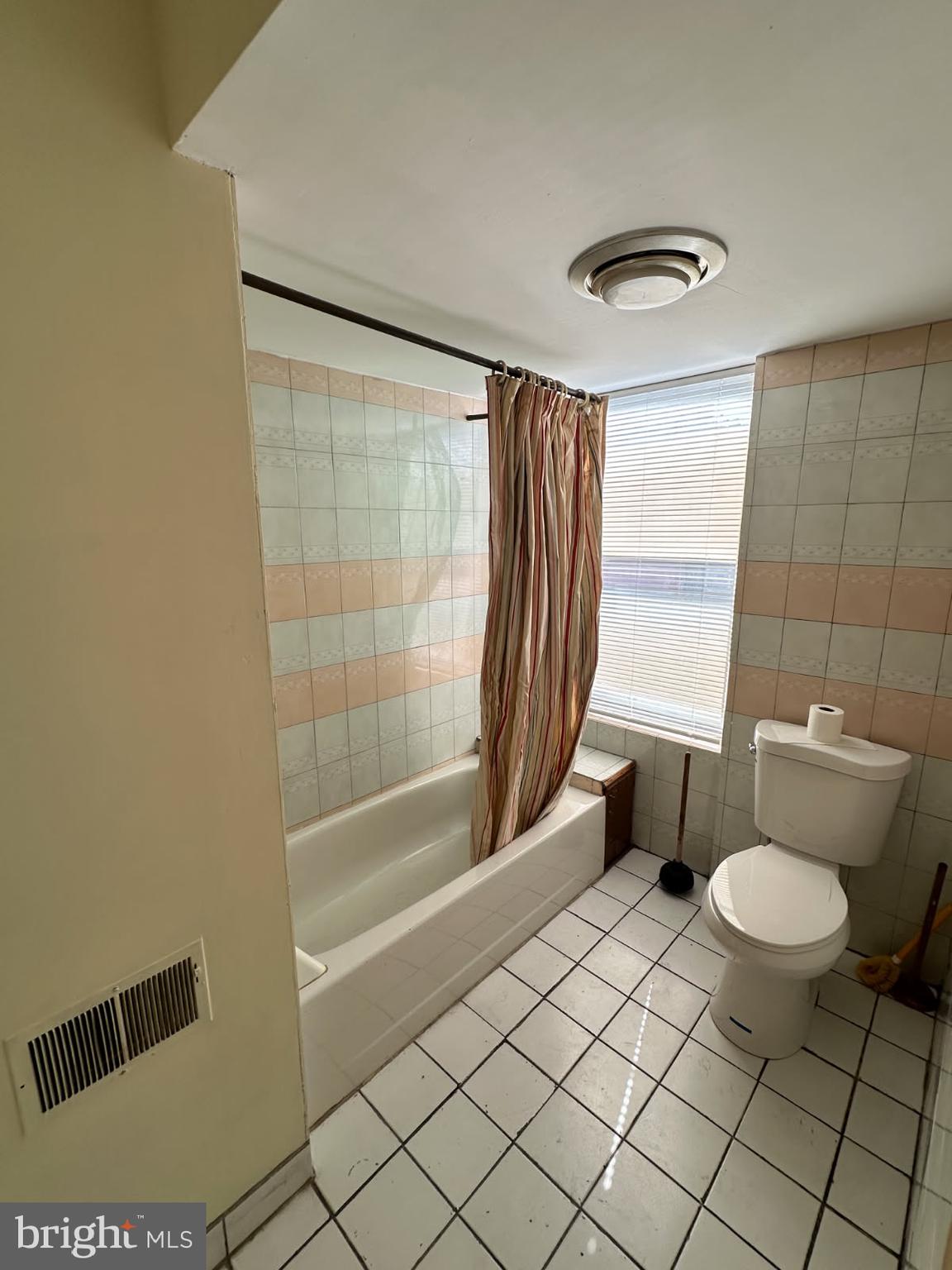 1243 South 8th Street Philadelphia, PA 19147 - Photo 12 of 18 a bathroom with a sink toilet and shower