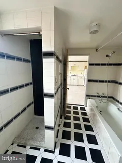 $575,000 | 1243 South 8th Street, Philadelphia, PA 19147