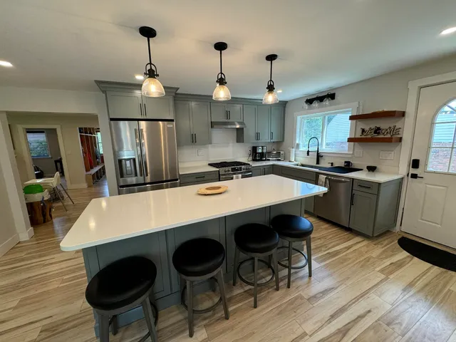 $19,000 | 231 Daniel Webster Highway, Lincoln, NH 03251