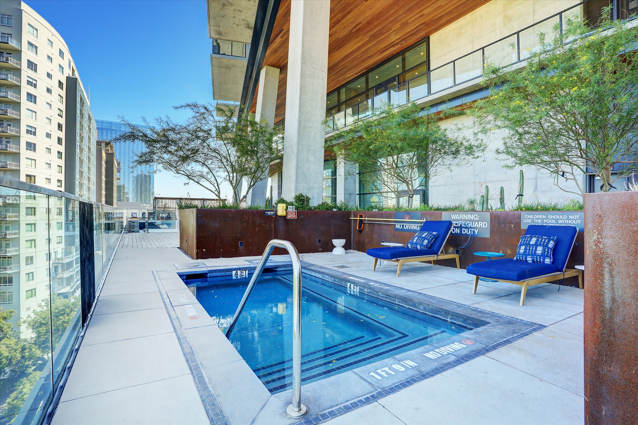 70 Rainey Street, Unit 1405 Austin, TX 78701 - Photo 18 of 31 a outdoor view with sitting space