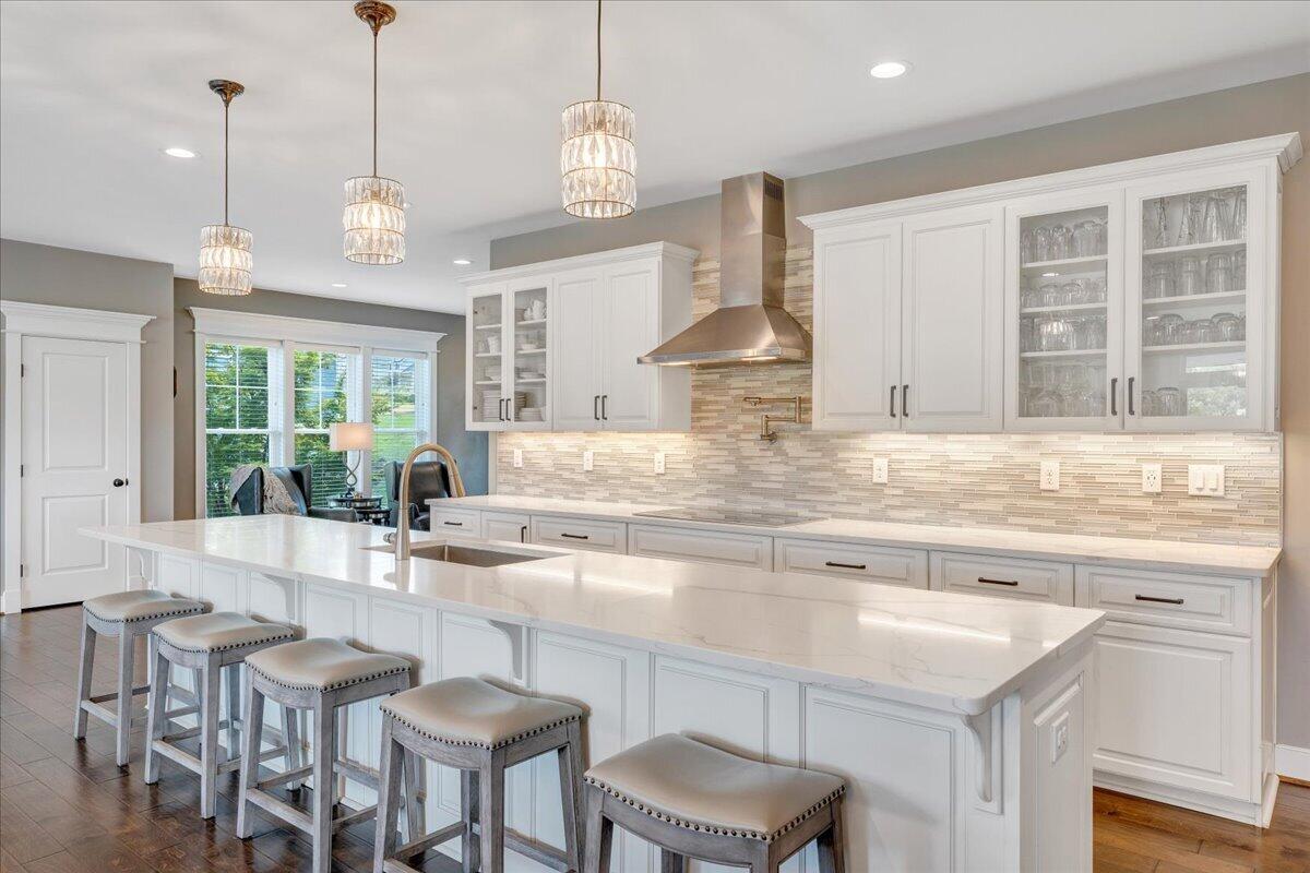 290 Sunset Pointe Drive Moneta, VA 24121 - Photo 12 of 68 019-MIB02639