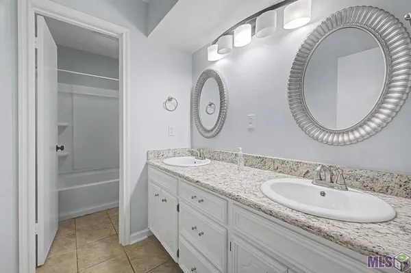 $280,000 | 2125 Stonewood Drive, Baton Rouge, LA 70816