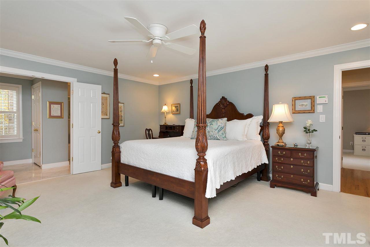 424 Weathergreen Drive Raleigh, NC 27615 - Photo 16 of 25 Gallery Image 16