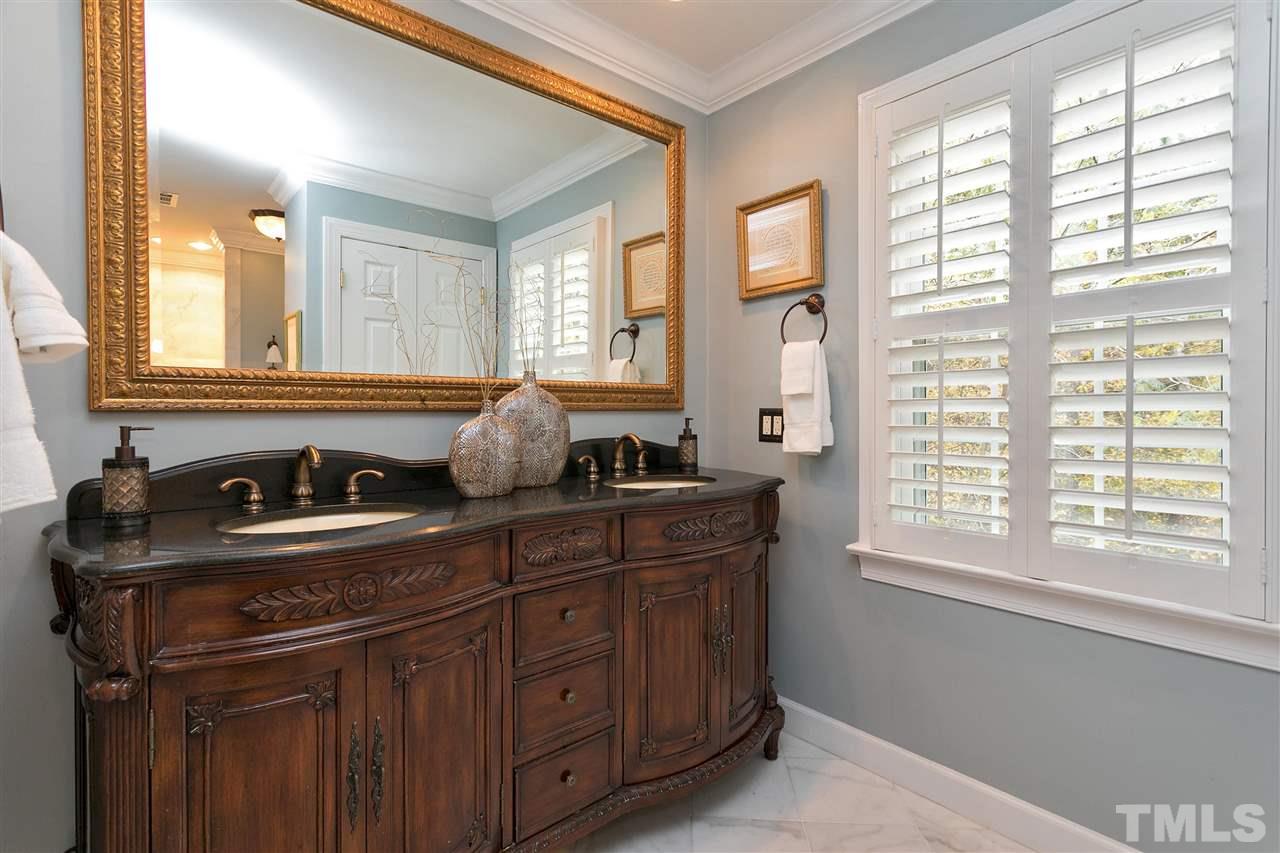 424 Weathergreen Drive Raleigh, NC 27615 - Photo 17 of 25 Gallery Image 17