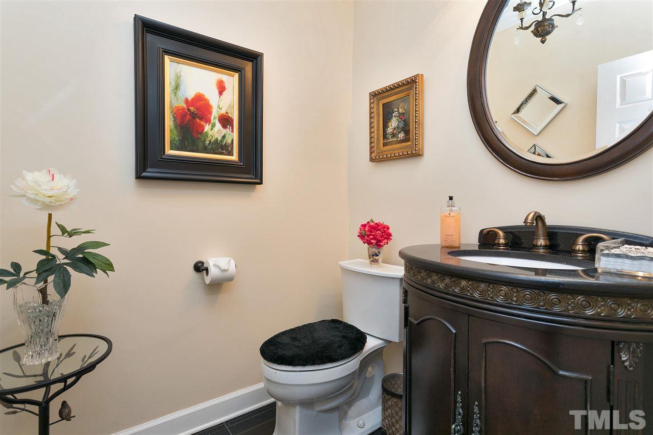 424 Weathergreen Drive Raleigh, NC 27615 - Photo 6 of 25 Gallery Image 6