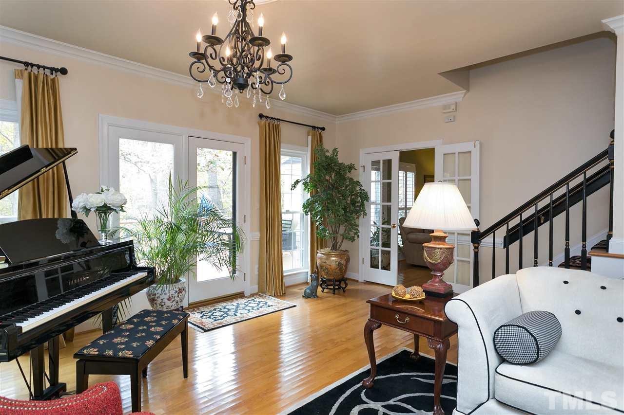 424 Weathergreen Drive Raleigh, NC 27615 - Photo 10 of 25 Gallery Image 10