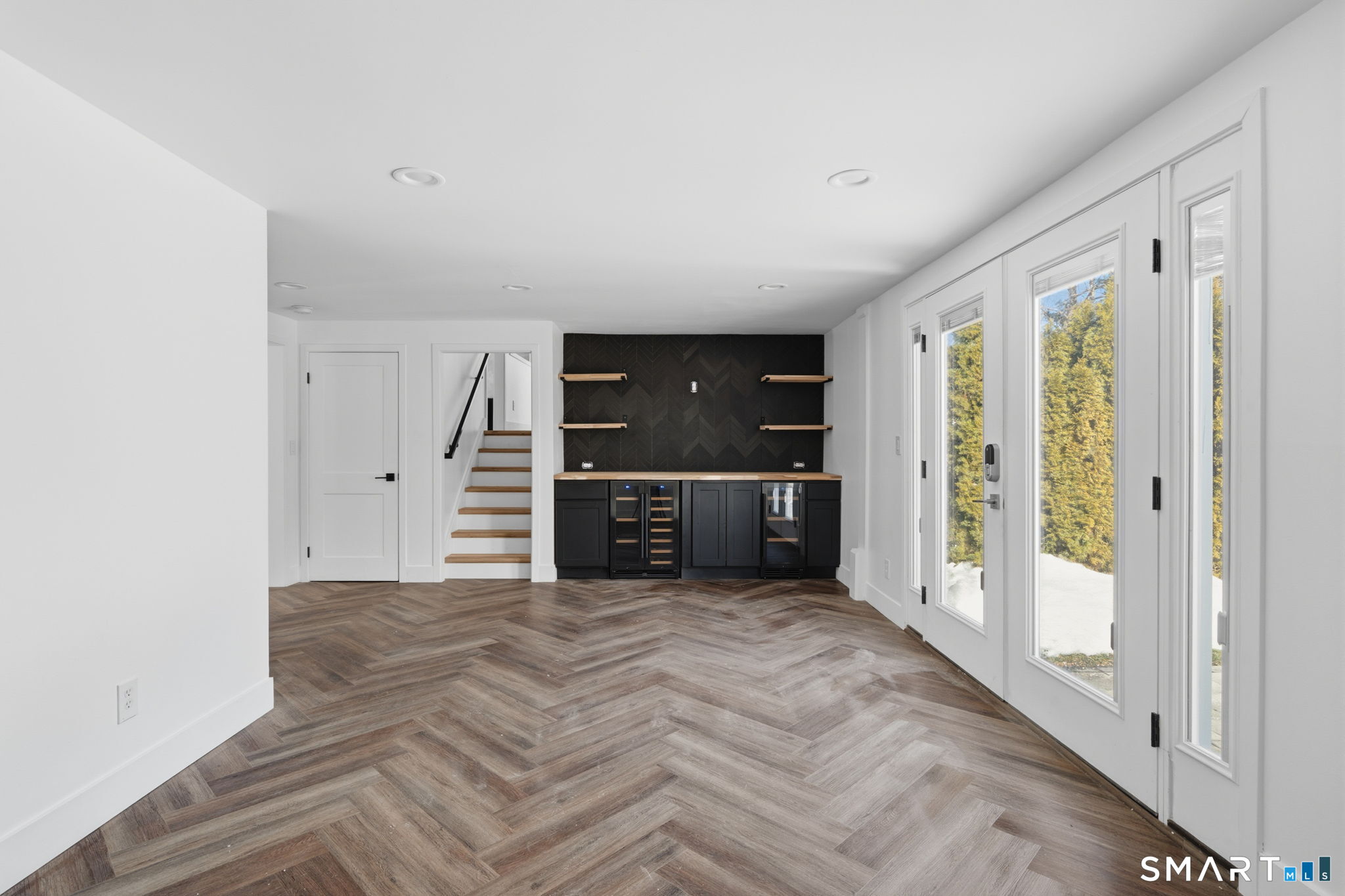 2 Yellow Orange Circle Middletown, CT 06457 - Photo 22 of 39 a view of an empty room with a window