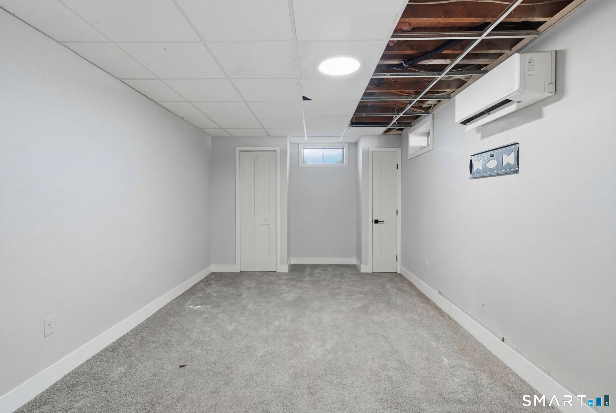 2 Yellow Orange Circle Middletown, CT 06457 - Photo 28 of 39 a view of hallway