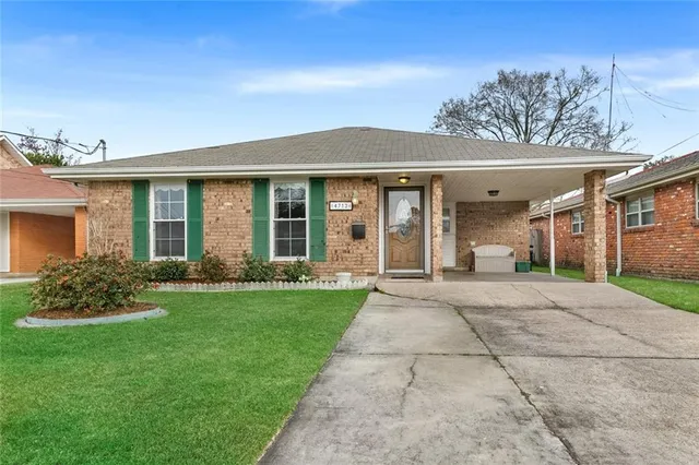 $2,400 | 4713 Ithaca Street, Metairie, LA 70006
