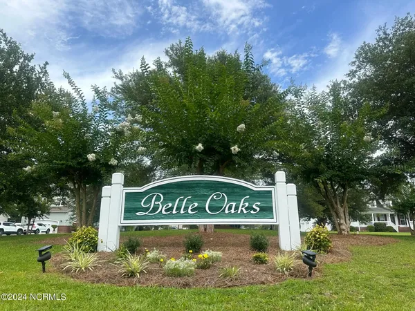 $330,400 | 104 Shoal Lane, New Bern, NC 28562