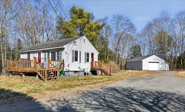 $289,900 | 153 Stillwater Avenue, Orono, ME 04473