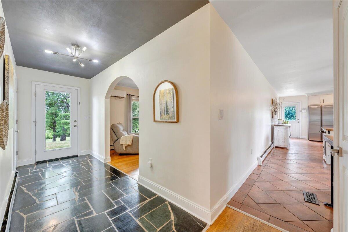 1125 Loyds Store Road Vinton, VA 24179 - Photo 13 of 119 010-MIB05936