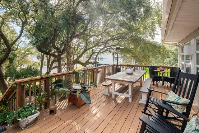 $1,475,000 | 520 West Ashley Avenue, Folly Beach, SC 29439