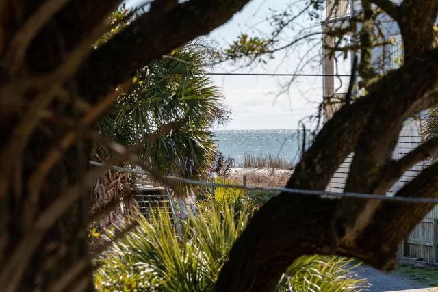 $1,475,000 | 520 West Ashley Avenue, Folly Beach, SC 29439