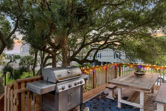 $1,475,000 | 520 West Ashley Avenue, Folly Beach, SC 29439