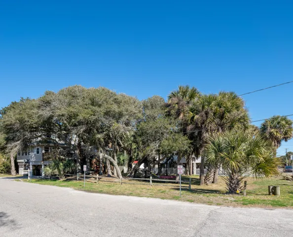 $1,475,000 | 520 West Ashley Avenue, Folly Beach, SC 29439