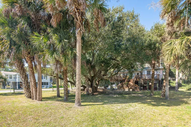 $1,475,000 | 520 West Ashley Avenue, Folly Beach, SC 29439