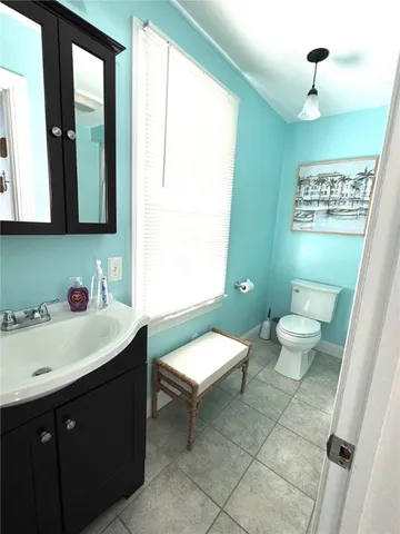 $2,000 | 89 Wells Street, Westerly, RI 02891