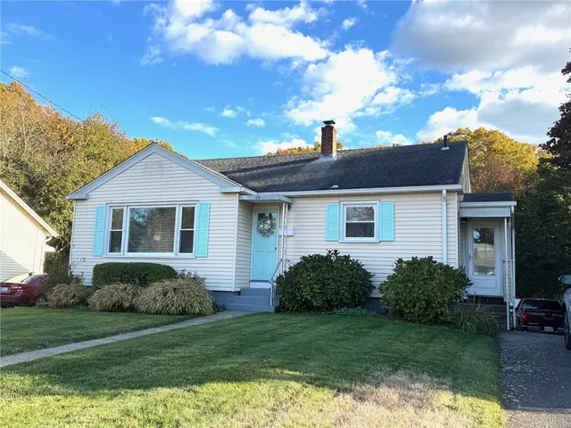 $2,000 | 89 Wells Street, Westerly, RI 02891