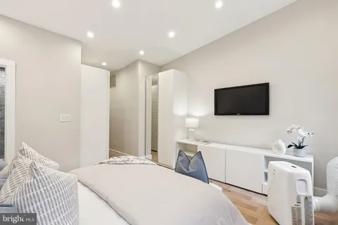 $334,900 | 1534 North Natrona Street, Philadelphia, PA 19121