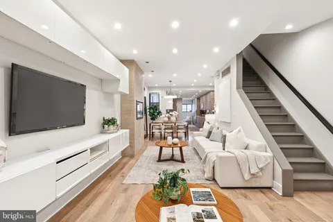 $334,900 | 1534 North Natrona Street, Philadelphia, PA 19121