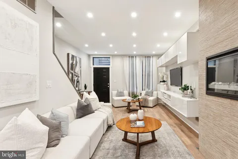 $334,900 | 1534 North Natrona Street, Philadelphia, PA 19121