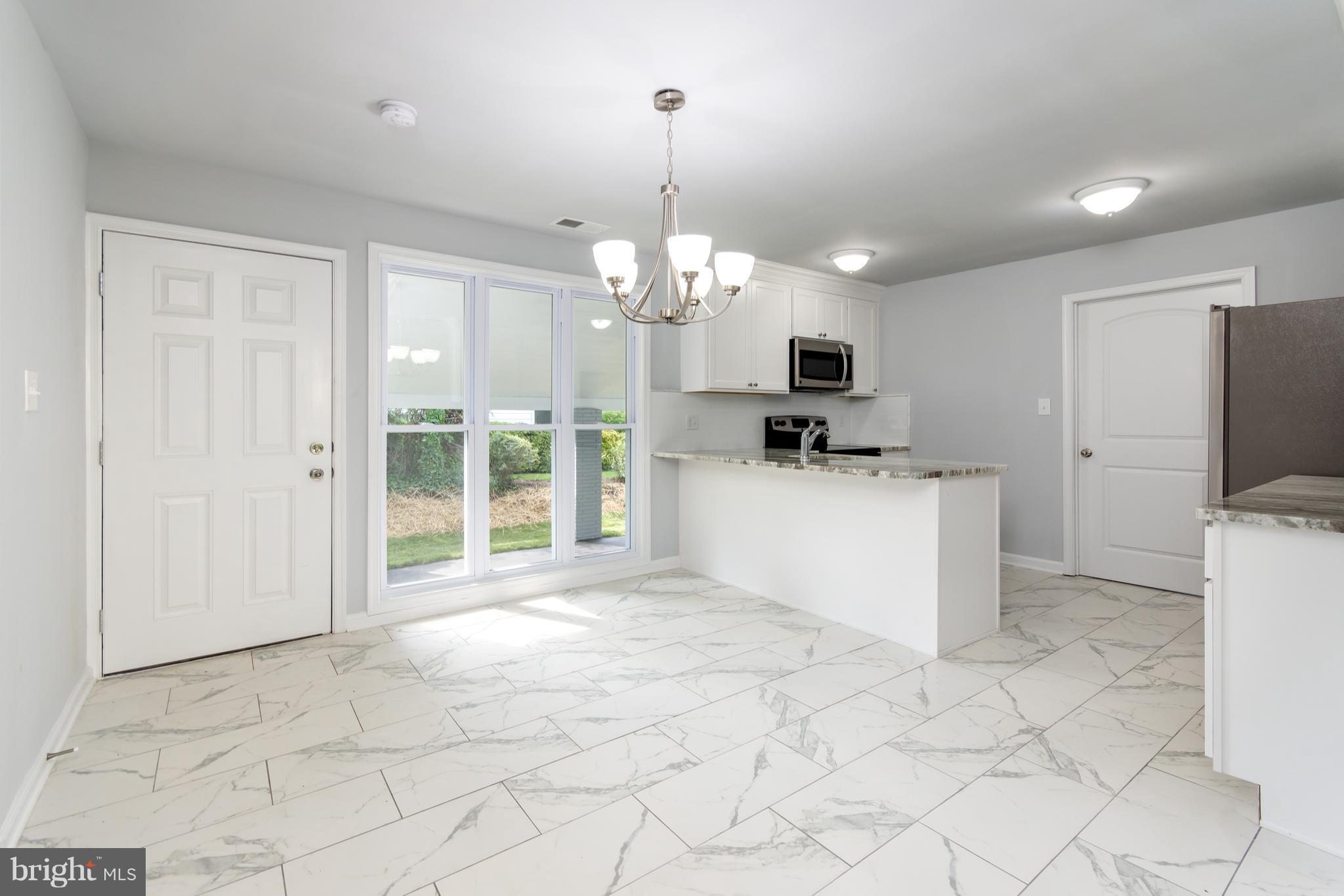 404 Aigburth Road Baltimore, MD 21286 - Photo 8 of 25 Kitchen