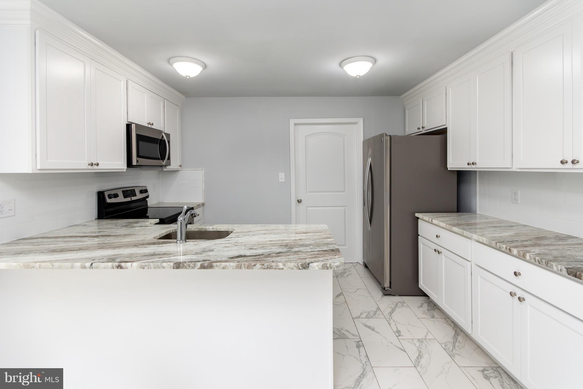 404 Aigburth Road Baltimore, MD 21286 - Photo 10 of 25 Kitchen