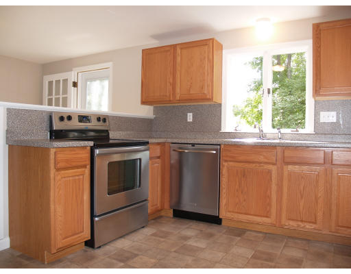 6 Rice Street, Unit A Natick, MA 01760 - Photo 2 of 7 Gallery Image 2
