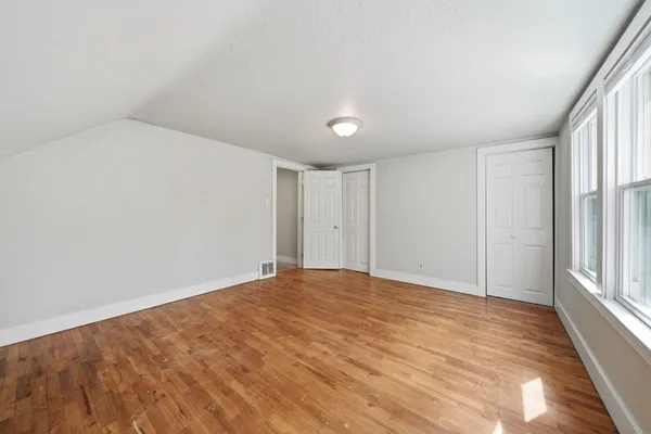 $169,900 | 208 Thorpe Drive, Jackson, MI 49203