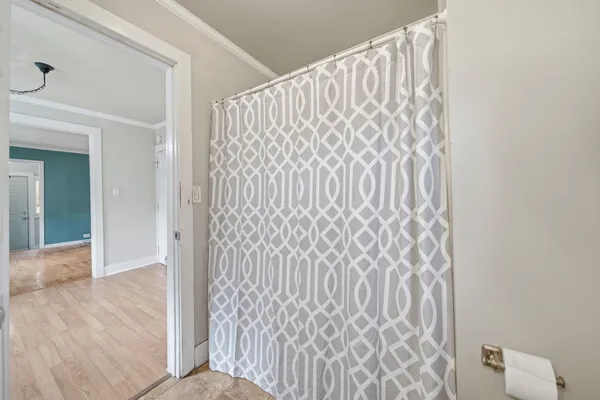 $169,900 | 208 Thorpe Drive, Jackson, MI 49203