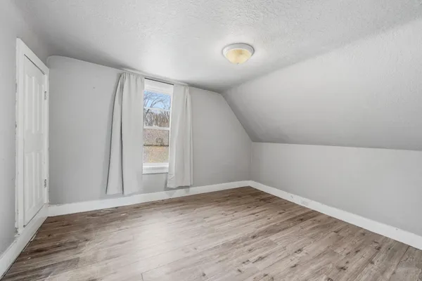 $169,900 | 208 Thorpe Drive, Jackson, MI 49203